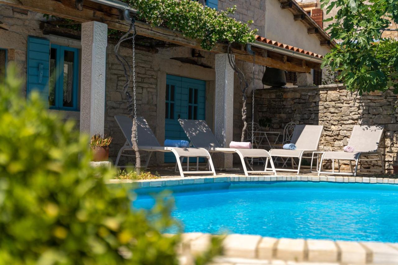 Villa Janko Sveti Lovreč Pazenatički エクステリア 写真