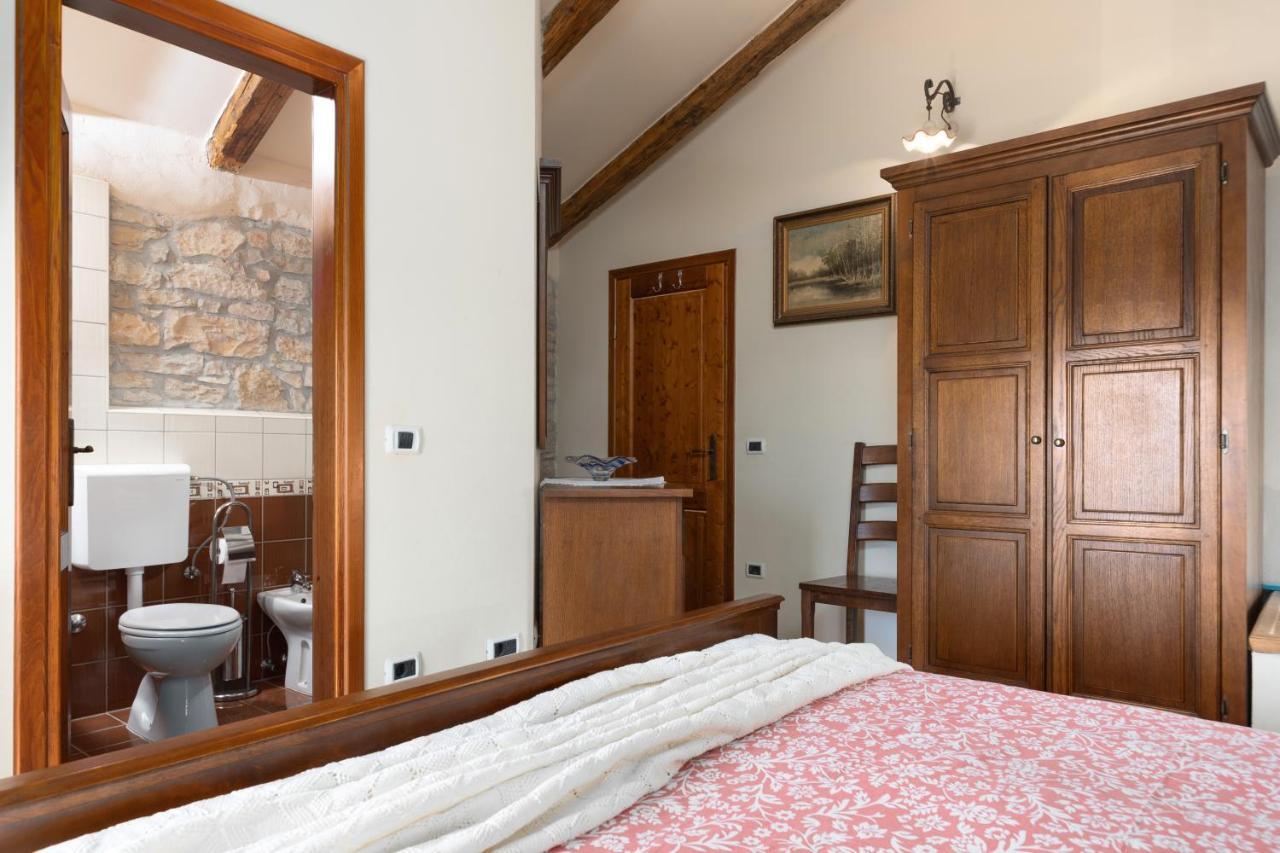 Villa Janko Sveti Lovreč Pazenatički エクステリア 写真